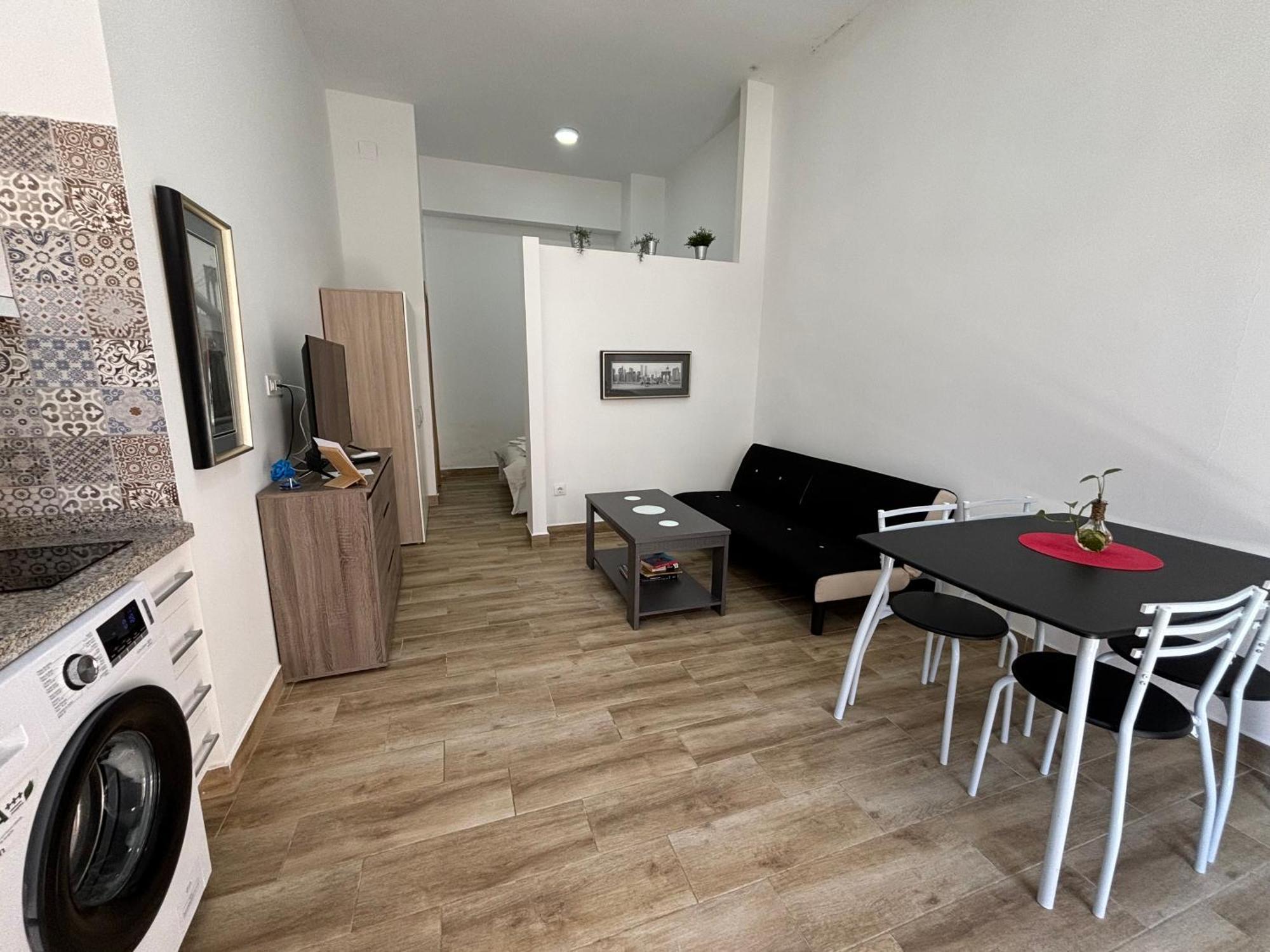 Apartamento Cruz Roja A Sewilla Zewnętrze zdjęcie